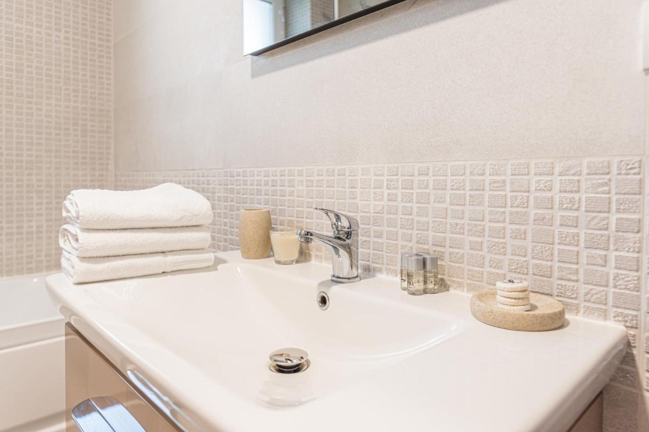 Apartament 2 Camere Narcis Braşov Buitenkant foto